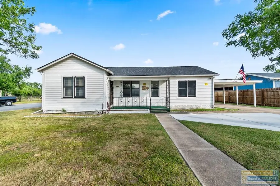 490 S Mccullough, San Benito, TX 78586 - #2