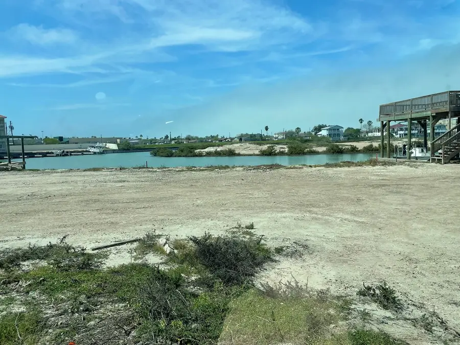 1522 N Harbor Dr., Port Isabel, TX 78578 - #2