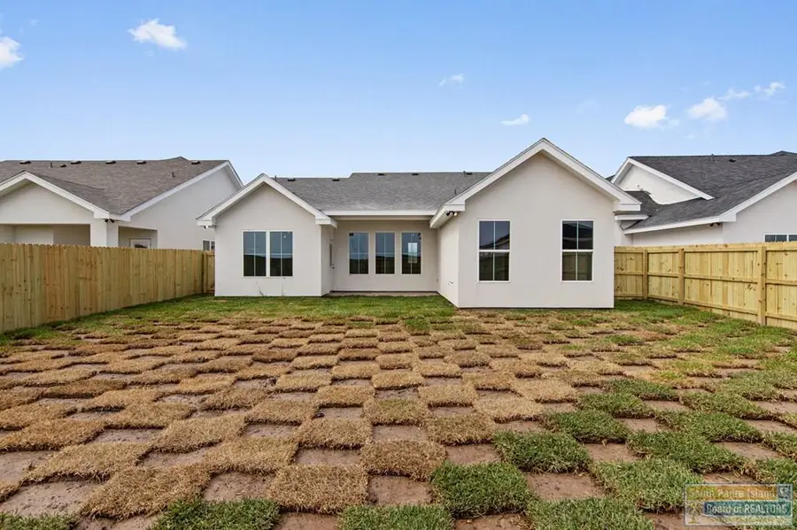 3151 Juan Castillo Ave., Port Isabel, TX 78578 - #2