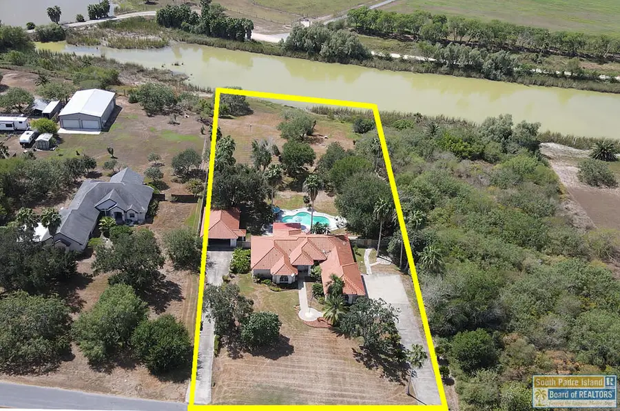 39574 Palm Dr, Bayview, TX 78566 - #2