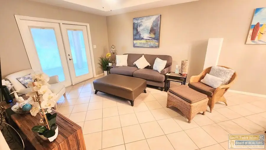 9 Doral Dr., Laguna Vista, TX 78578 - #3