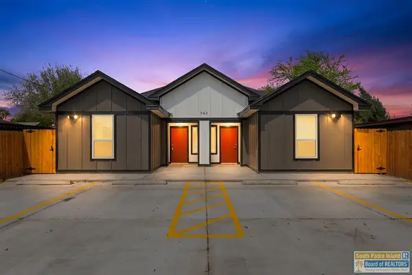 562 N Avenida Del Sol, Brownsville, TX 78526