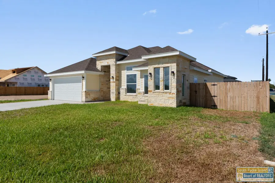2902 Eliseo Villarreal Ave, Port Isabel, TX 78578 - #3
