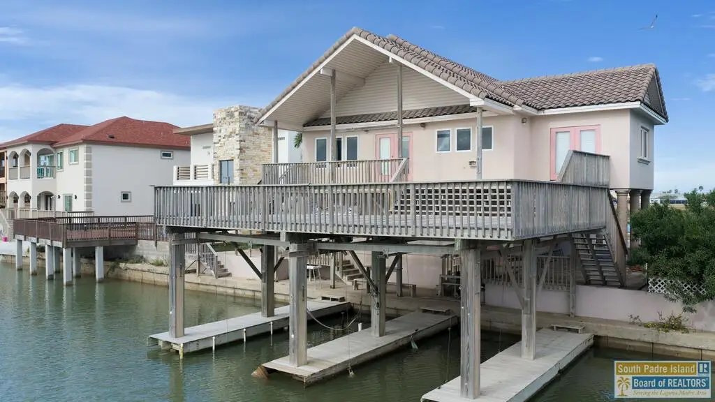 1531 Harbor Island Dr., Port Isabel, TX 78578 - #1