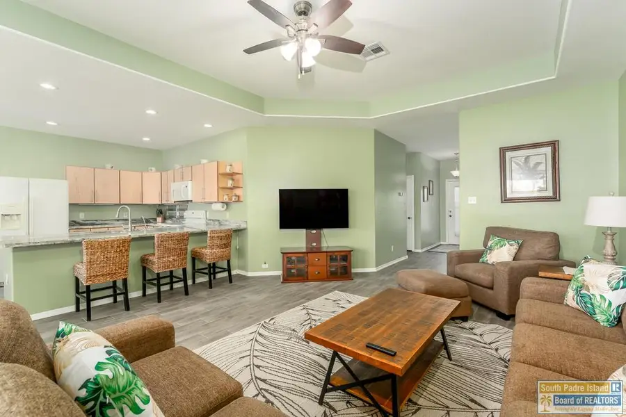 50 Golf House Rd., Laguna Vista, TX 78578 - #2