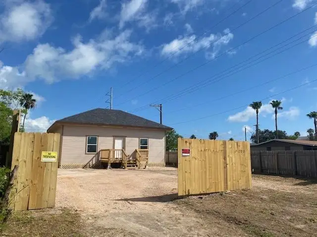 202 W Jefferson, Port Isabel, TX 78578 - Image #2