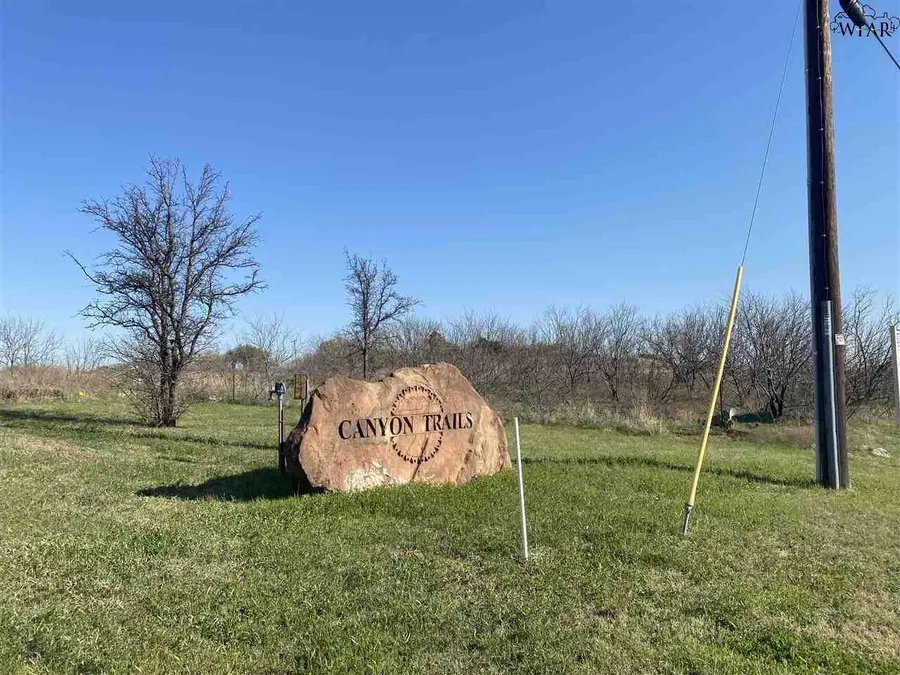 4210 CANYON TRAILS DRIVE, Wichita Falls, TX 76309 - Image #2