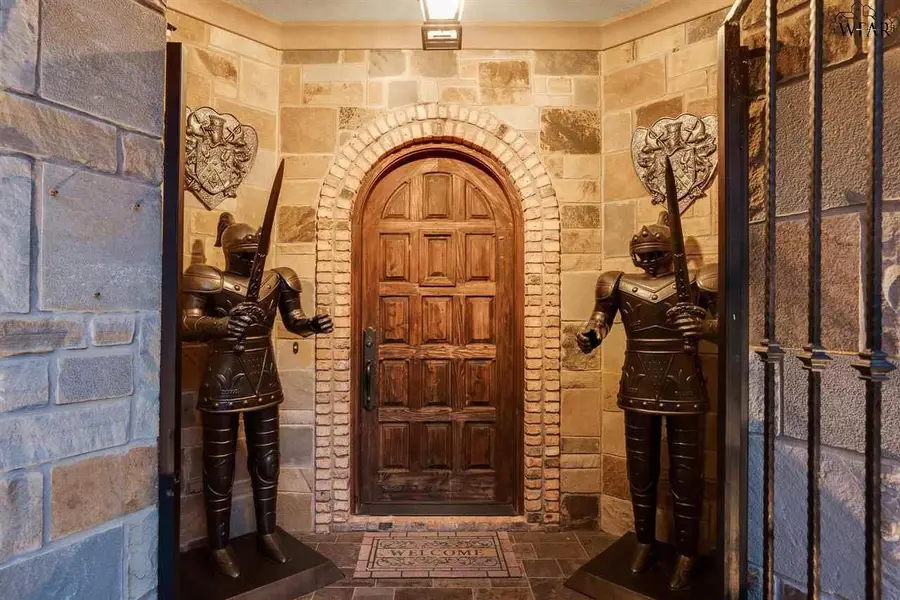 26 CHATEAU COURT, Wichita Falls, TX 76302 - Image #2