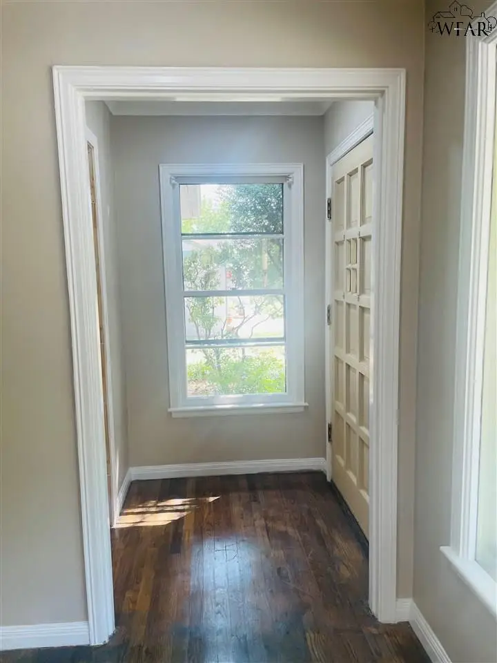 2009 WENONAH AVENUE, Wichita Falls, TX 76309 - Image #2