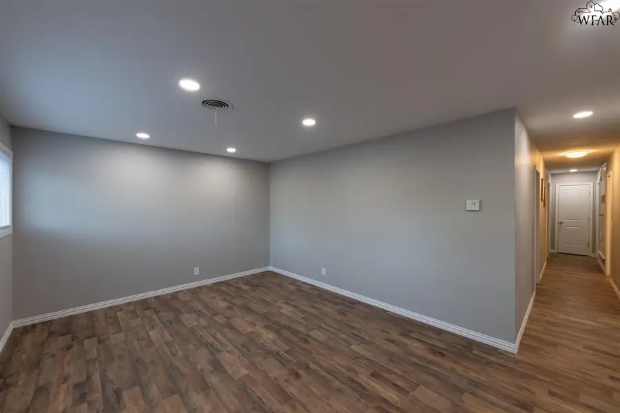 4801 PAWNEE PATHWAY, Wichita Falls, TX 76310 - Image #3