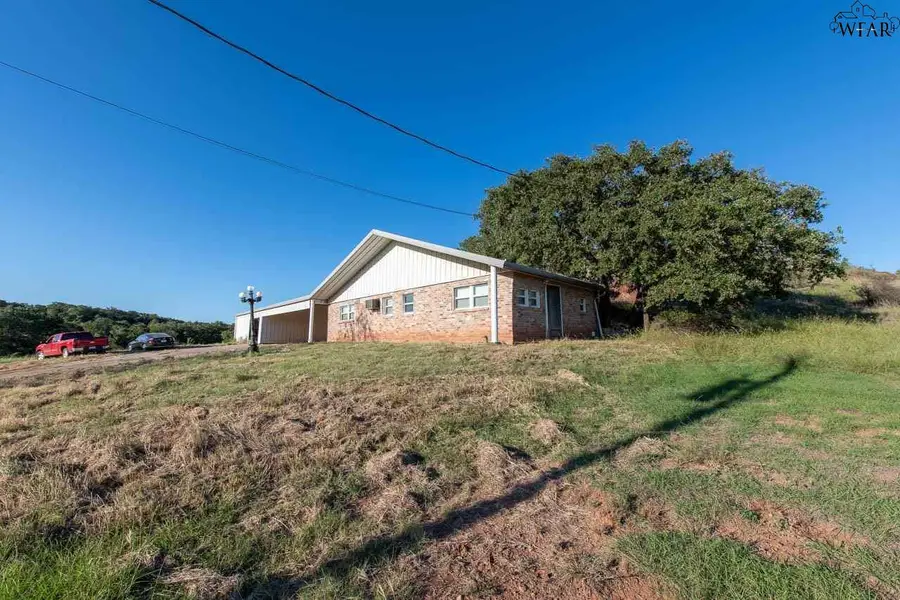 274 NOCONA DRIVE, Nocona, TX 76255 - Image #2