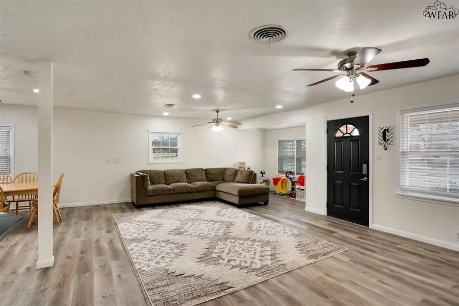 4514 SPENCER DRIVE, Wichita Falls, TX 76308 - Image #3