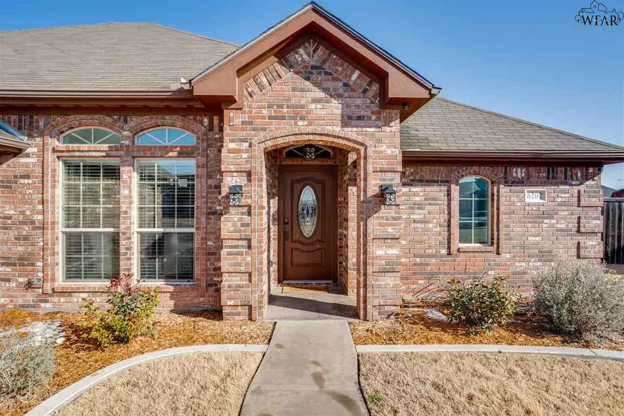 6202 TALON TRAIL, Wichita Falls, TX 76310 - Image #2