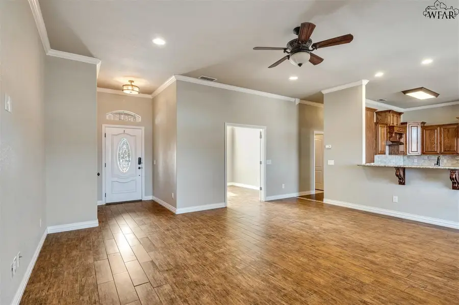 6202 TALON TRAIL, Wichita Falls, TX 76310 - Image #3