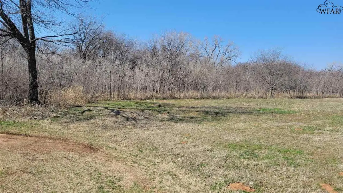 612 W 6TH STREET, Burkburnett, TX 76354 - Image #1