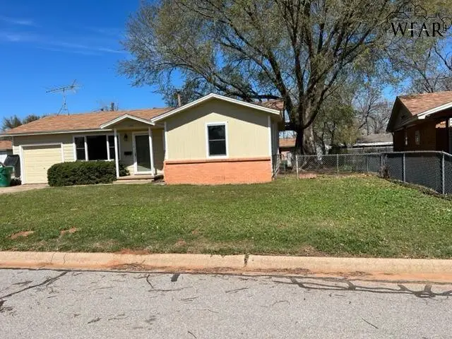 1303 CLOVER DRIVE, Burkburnett, TX 76354 - Image #2