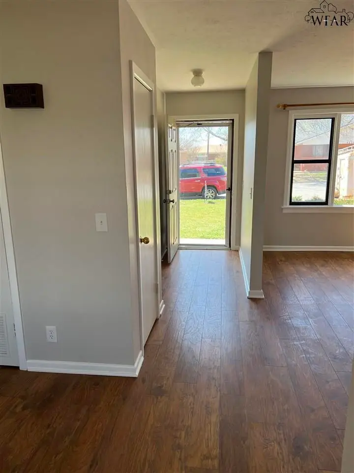 1303 CLOVER DRIVE, Burkburnett, TX 76354 - Image #3