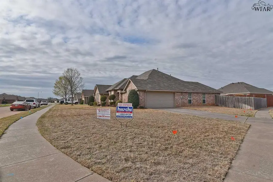 5000 SOUTHFORK DRIVE, Wichita Falls, TX 76310 - Image #2