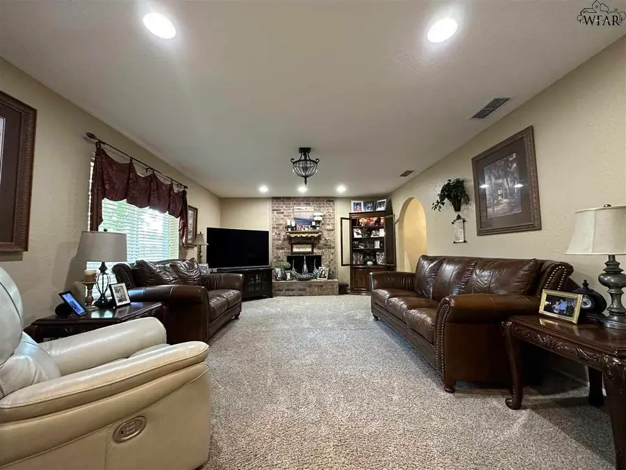 5134 KINGSTON DRIVE, Wichita Falls, TX 76310 - Image #3