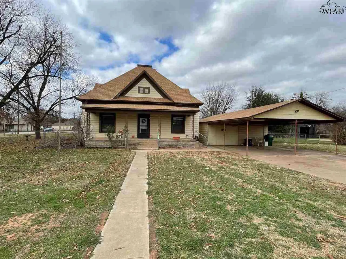 903 PLAINVIEW ROAD, Seymour, TX 76380 - #1