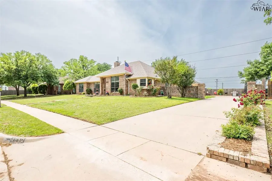 4832 ROYAL OAK STREET, Wichita Falls, TX 76308 - Image #3