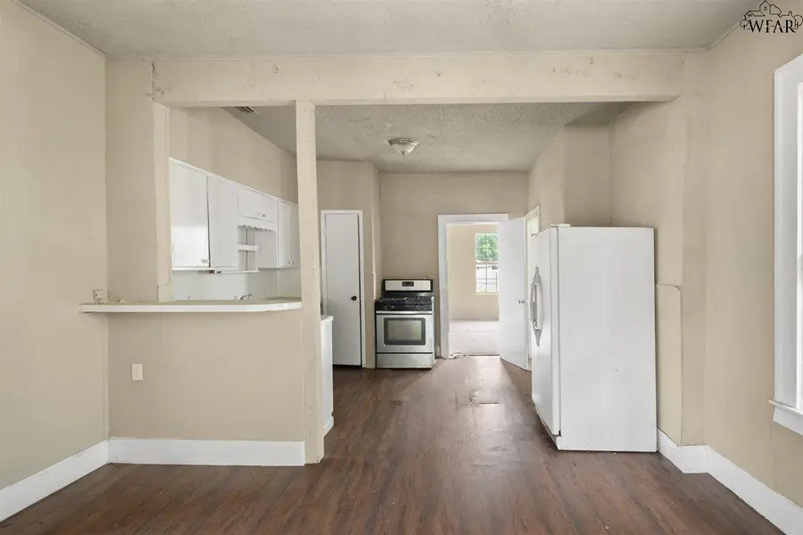 1821 ELIZABETH AVENUE, Wichita Falls, TX 76301 - Image #3