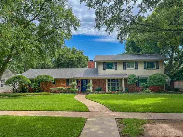 2105 CLARINDA AVENUE, Wichita Falls, TX 76308