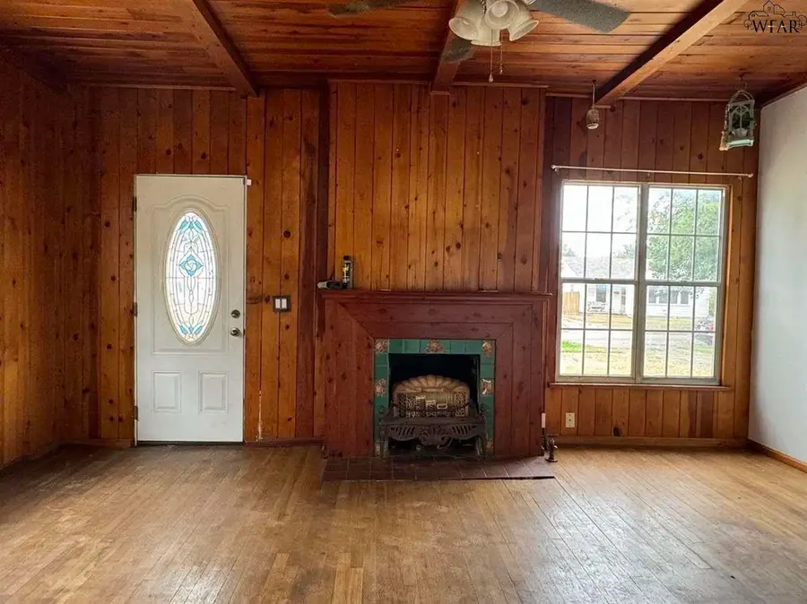 2104 HAYES STREET, Wichita Falls, TX 76309 - Image #3