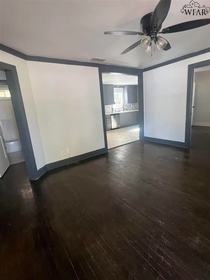 503 E RUBY AVENUE, Iowa Park, TX 76367-0000 - Image #3