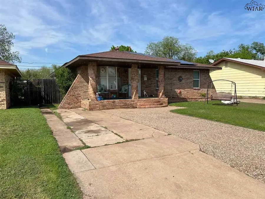 2934 MOFFETT AVENUE, Wichita Falls, TX 76308-9999 - Image #2