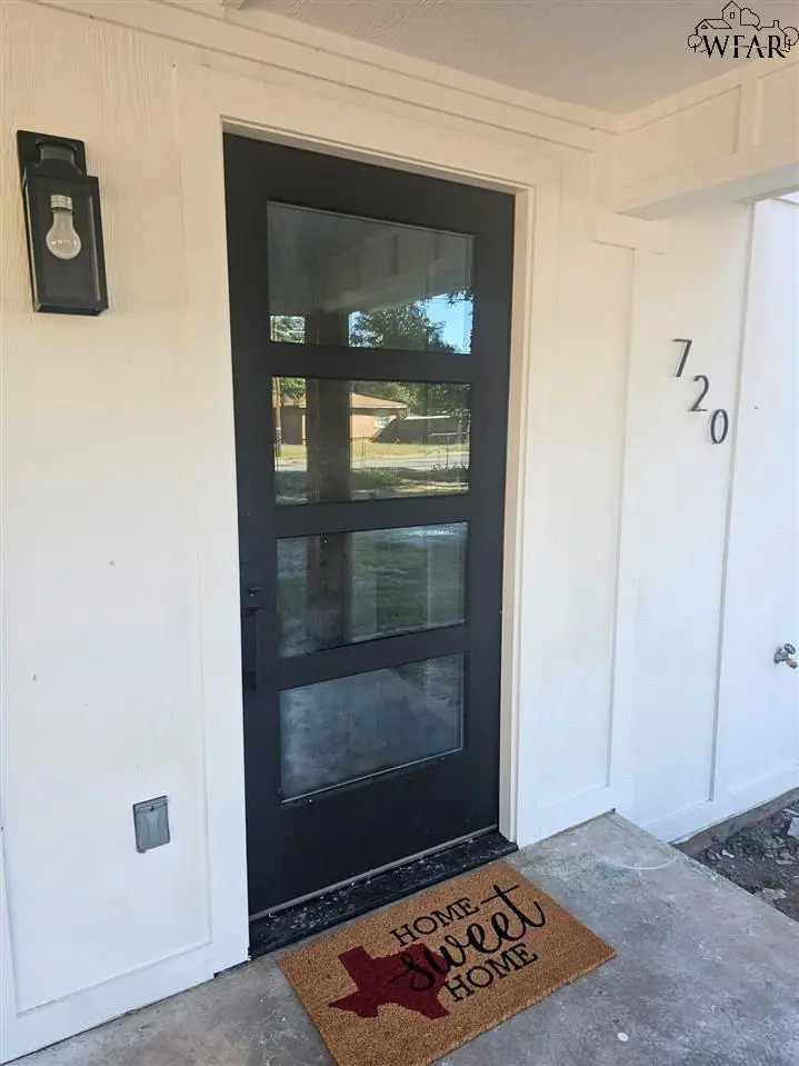 720 W 3RD STREET, Burkburnett, TX 76354 - Image #1