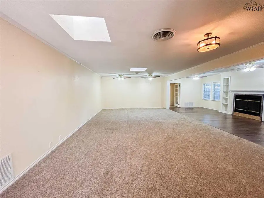 3204 MARTIN BOULEVARD, Wichita Falls, TX 76308 - Image #3