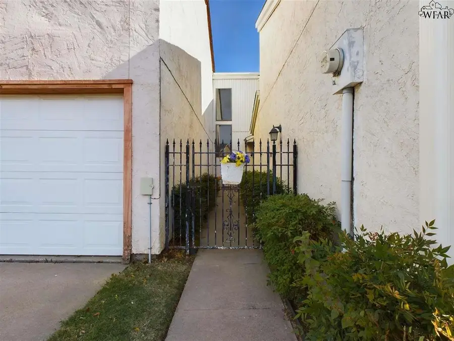 4205 SEABURY DRIVE, Wichita Falls, TX 76308 - Image #2