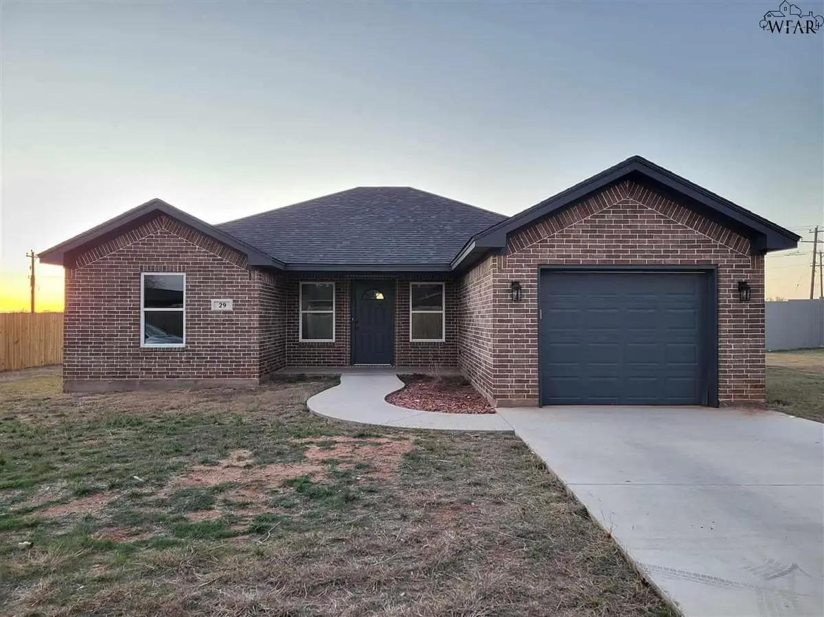 29 LOMA LINDA DRIVE, Electra, TX 76360 - Image #1
