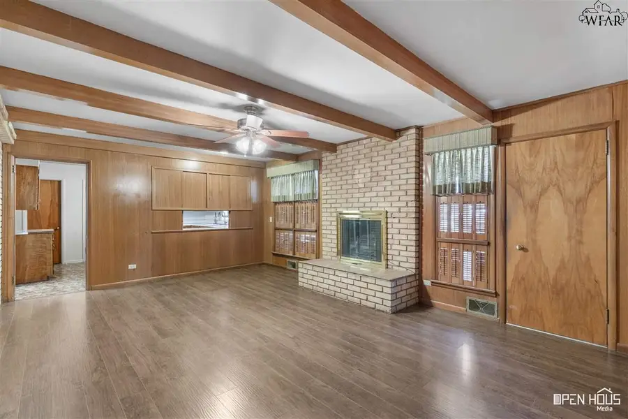 700 S BAILEY STREET, Electra, TX 76360 - Image #3