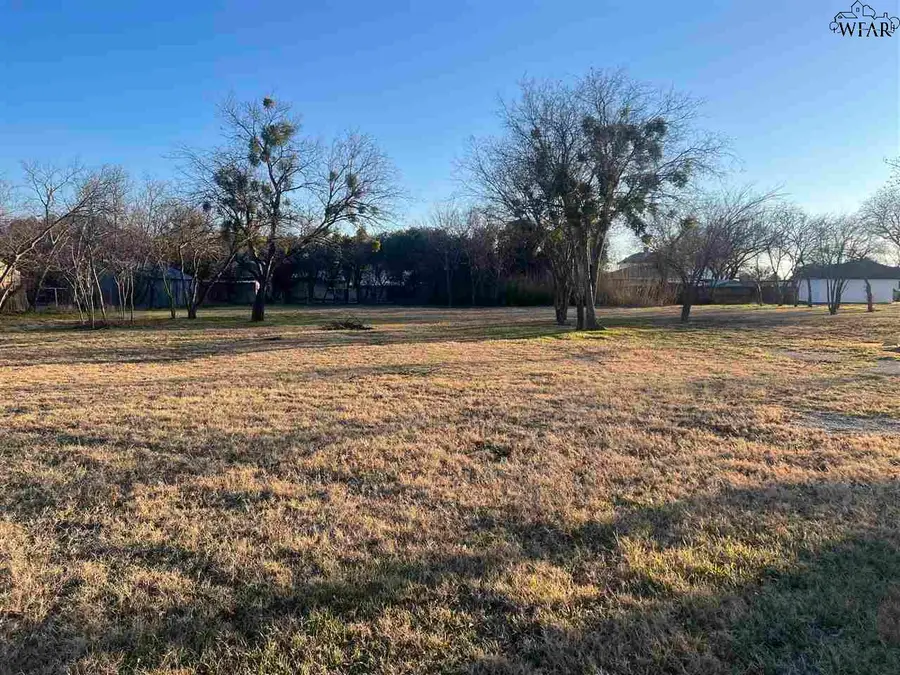 212,214,216,218 W CHERRY STREET, Archer City, TX 76351 - Image #3