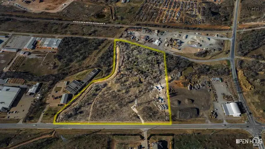 2700 BURKBURNETT ROAD, Wichita Falls, TX 76306 - Image #2