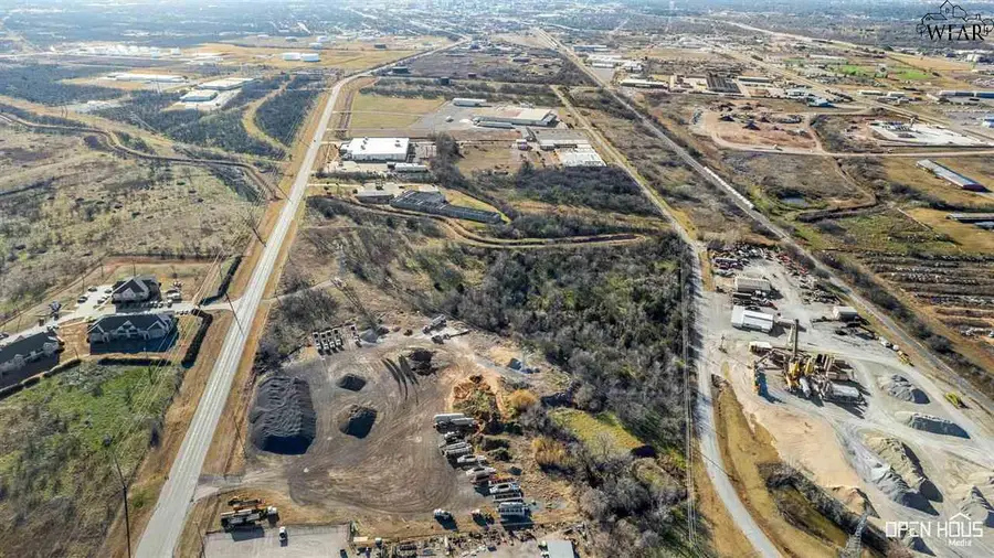 2700 BURKBURNETT ROAD, Wichita Falls, TX 76306 - Image #3