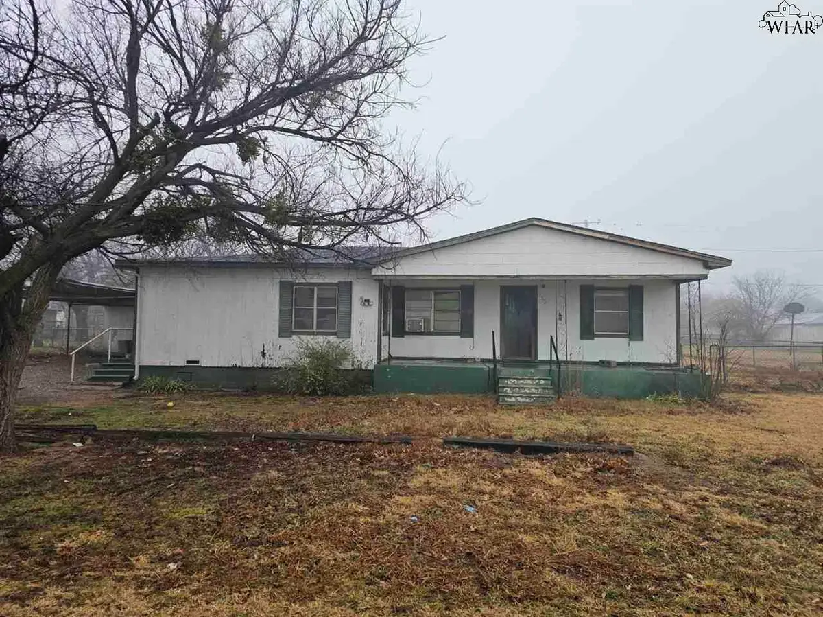 200 PARK AVENUE, Electra, TX 76360 - Image #1