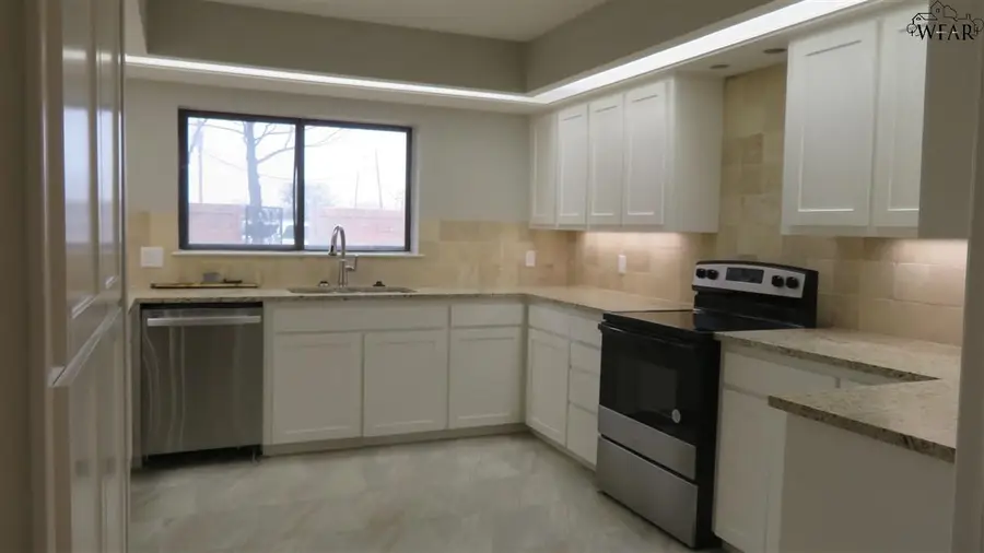 4302 ARNOLD DRIVE, Wichita Falls, TX 76302-0000 - Image #3