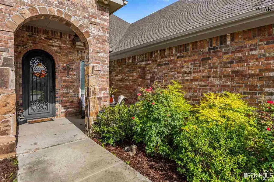 4 PILLARS COURT, Wichita Falls, TX 76302 - Image #2