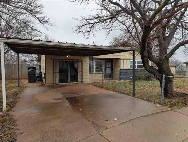 2820 ROANOKE DRIVE, Wichita Falls, TX 76306
