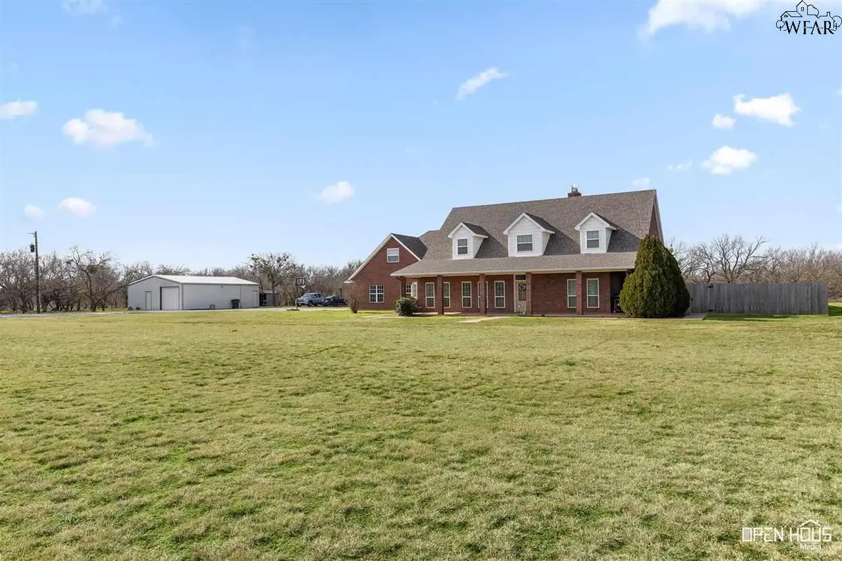 2944 HORSESHOE LAKE ROAD, Iowa Park, TX 76367 - Image #1