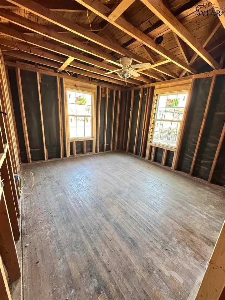 3207 HOLLYWOOD AVENUE, Wichita Falls, TX 76309 - Image #3