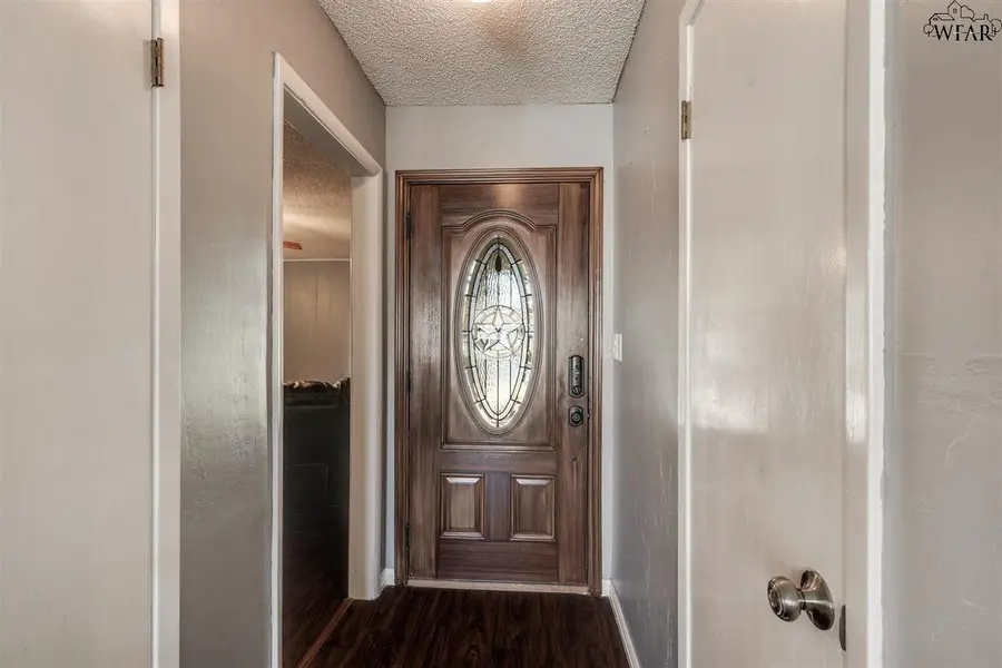 902 DOSIA STREET, Iowa Park, TX 76367 - Image #3