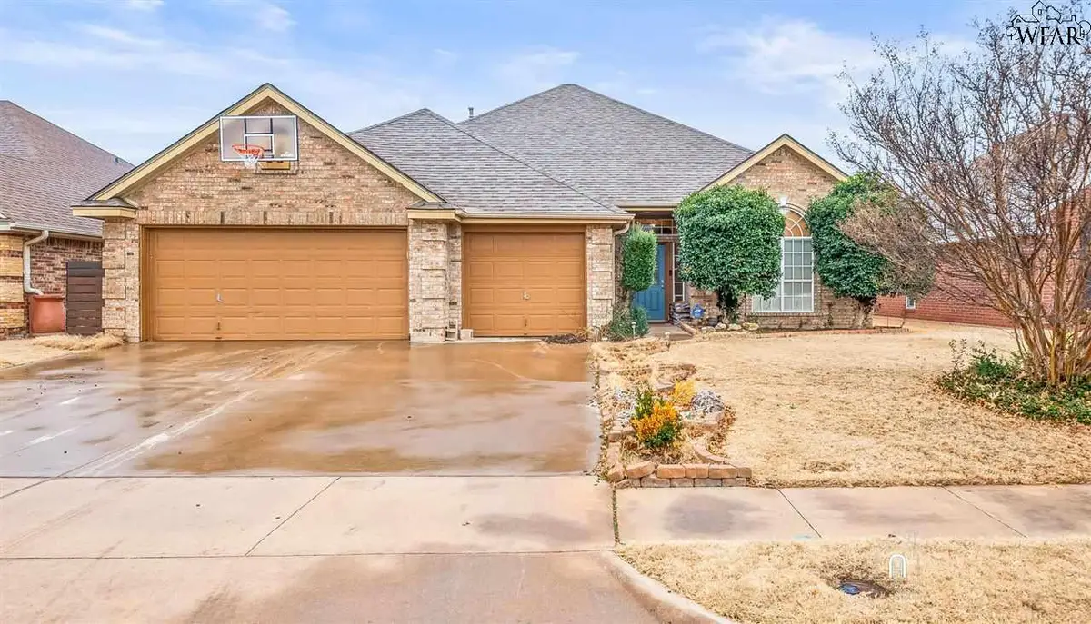 5417 STARWOOD AVENUE, Wichita Falls, TX 76310 - Image #1