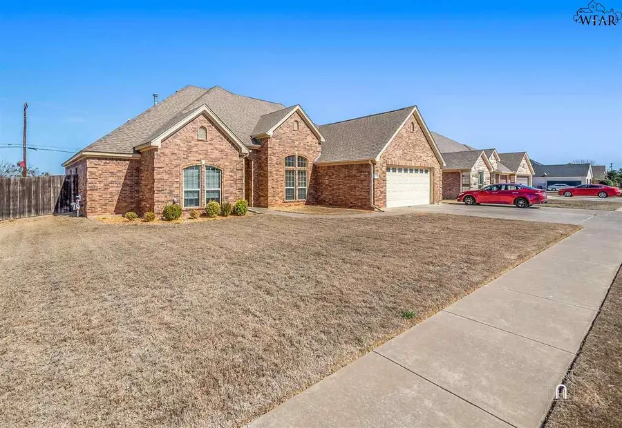 2308 W RATHGEBER ROAD, Wichita Falls, TX 76310 - Image #2