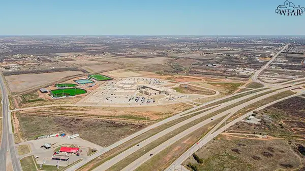 6774 SOUTHWEST PARKWAY, Wichita Falls, TX 76310