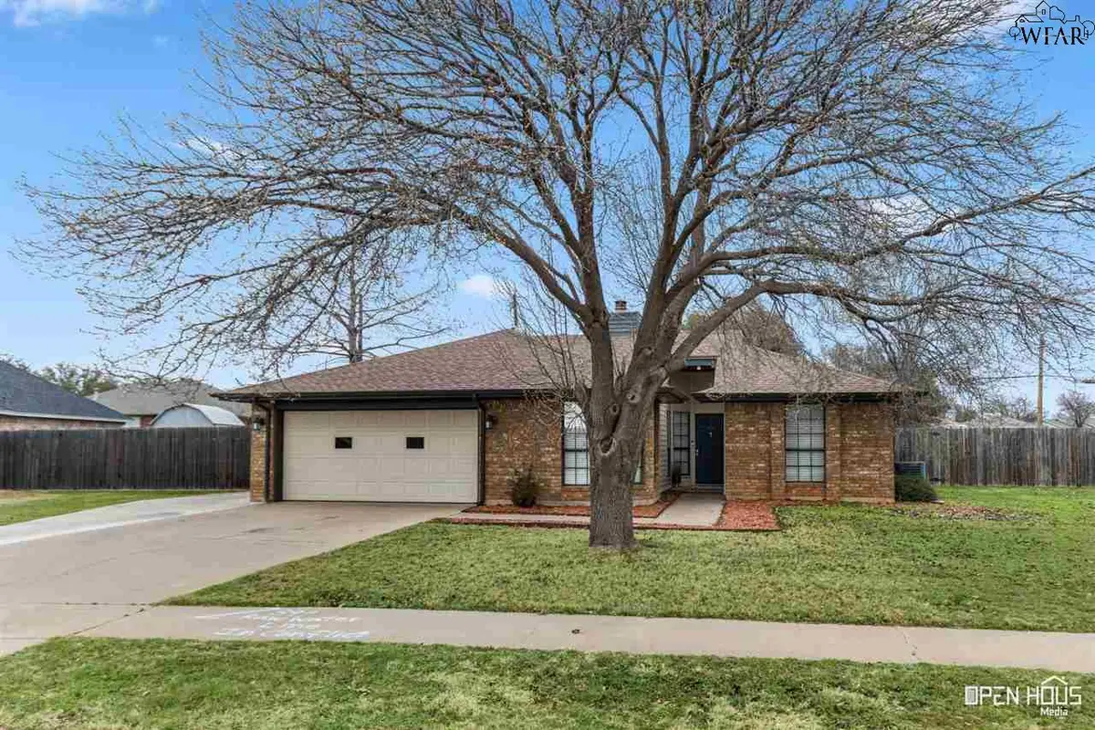 5001 SUNNYBROOK LANE, Wichita Falls, TX 76310 - Image #1