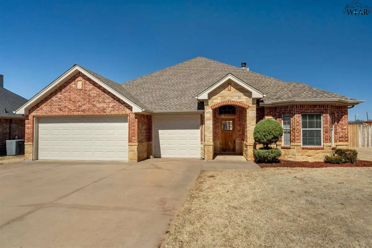 8 PEYTON COURT, Wichita Falls, TX 76310 - Image #1